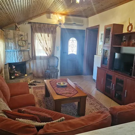 Guest House Elatochori بيت للعطل *
